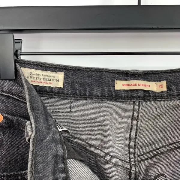 LEVI'S Premium Ribcage Straight Ankle Jean Wash Black Grey Denim 26 - Image 6
