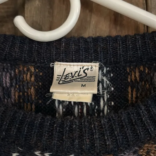 Vintage LEVI'S‎ Women’s Christmas Sweater Crew Size Medium - Image 3
