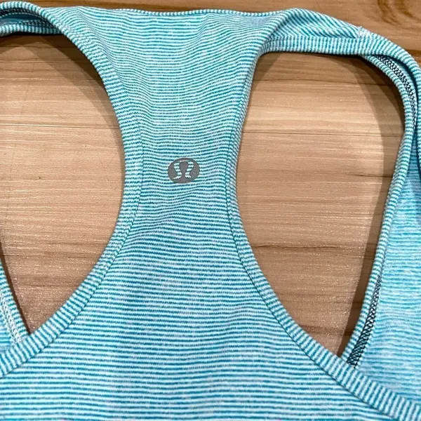 Lululemon Blue Striped Athletic Tank Top Women’s 4 - Image 4