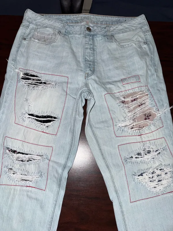 American Eagle Button Fly Patchwork Tomgirl Jeans Size 14 - Image 2