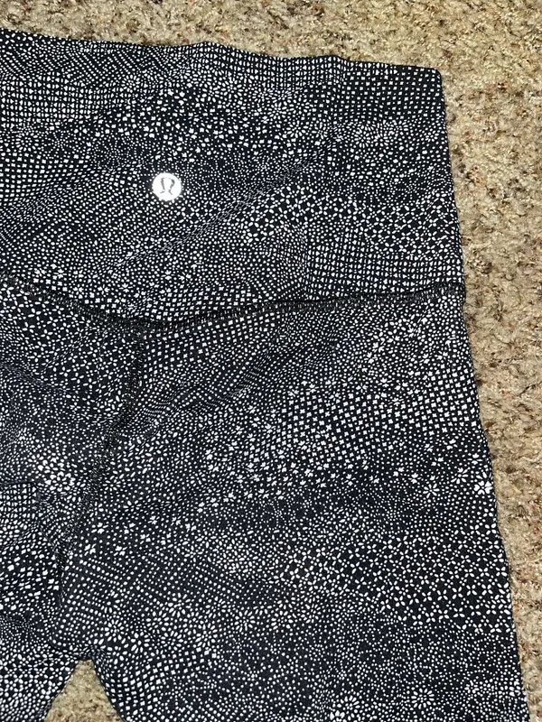 Lululemon Align 25” - Image 3
