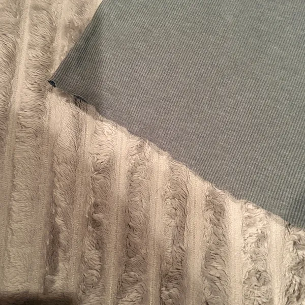 Aerie‎ Real Soft Ribbed Henley Tank Top Gray Size L Altered Raw Hem Crop - Image 5