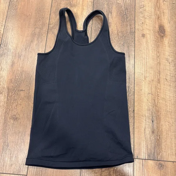 Lululemon Reveal Racerback Tank Women's 6 Black W1AATS $58 Yoga Mesh Athletic - Image 3