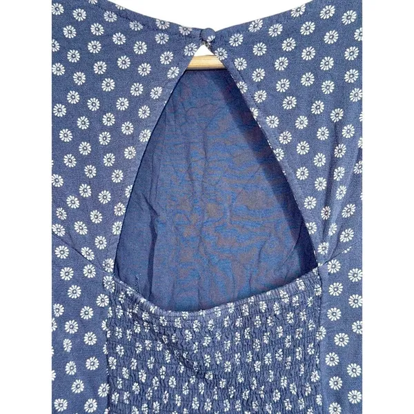 Abercrombie & Fitch Blue White Floral Smocked Puff Sleeve Blouse Top Size Small - Image 8