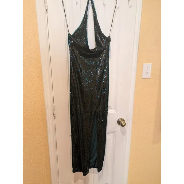 Zara Green Halter Neck Midi Sequinned Dress Size Xs - Image 9