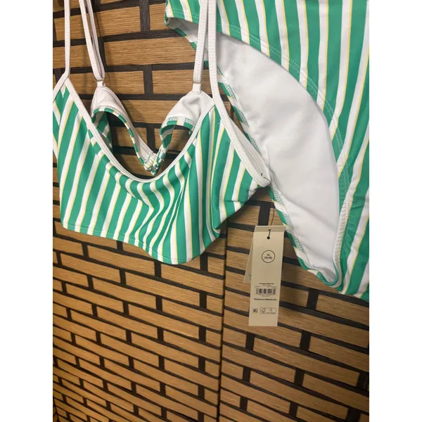No Boundaries Green And White Stripe Bikini Set Size‎ XL - Image 3