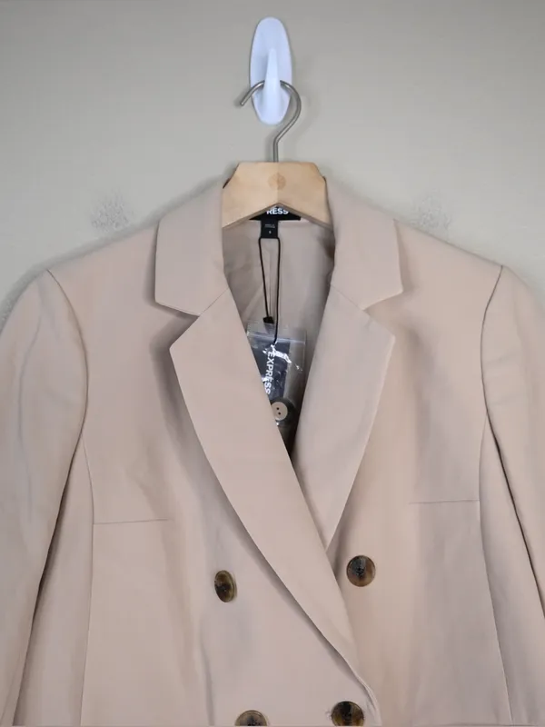 Express Women's S Tailored Double-Breasted Lined Cropped Blazer NEW - Image 3