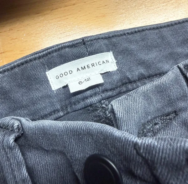 Good American Always Fits Black Distressed Skinny Jeans 6-12 - Image 14