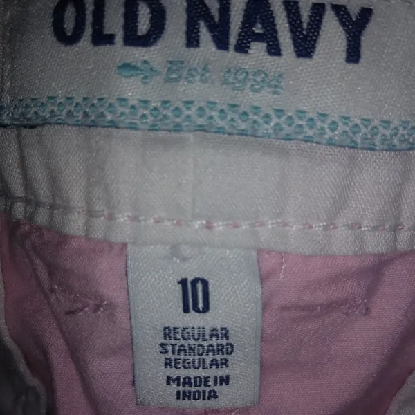 Old Navy 10 Pink Cotton Shorts - Image 4