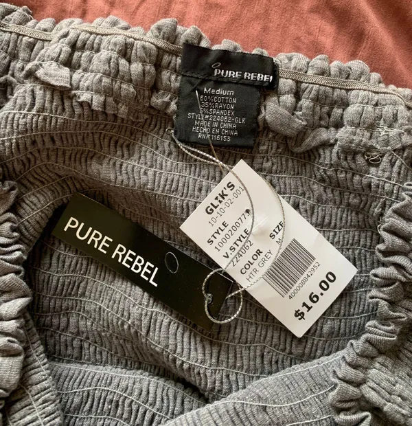 Boutique Gray Top - Image 4