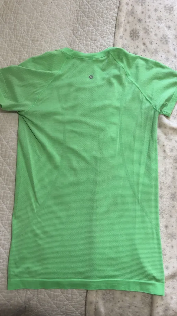 Lululemon Swiftly Tech Short Sleeve - Image 2