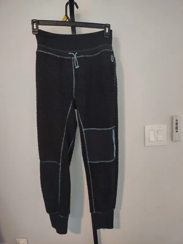 Free People Winter Fall Fuzzy Factor Joggers X S - Image 4