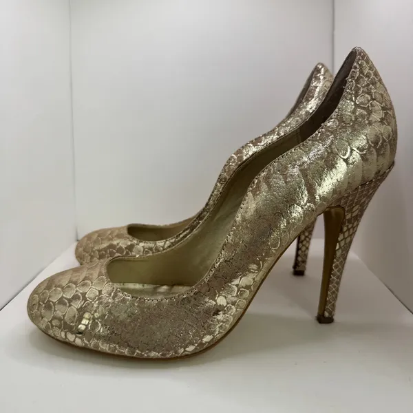 Kelsi Dagger Gold Metallic Snakeskin Stiletto Pumps Heels Size 9 - Image 5