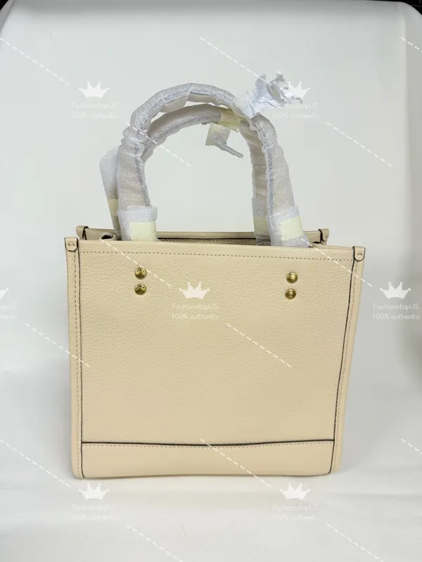NWT Coach X Jennifer Lopez Dempsey Tote 22 With Nyc Skyline c6494 - Image 3