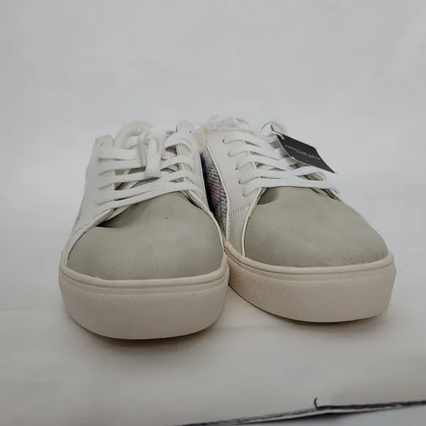 American Eagle Outfitters Sneakers Womens 8 Red White Blue‎ Plaid Shoes Fashion - Image 3