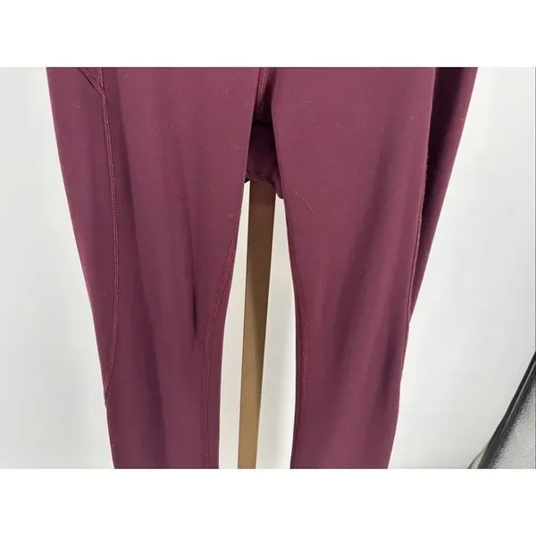 Lululemon In Movement 7/8 Tight 25” Size 4 - Image 6