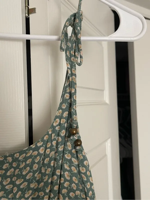 American eagle green floral jumpsuit size S - Image 3