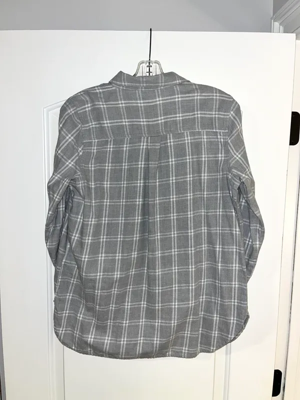 Gray Patterned Flannel - Image 3