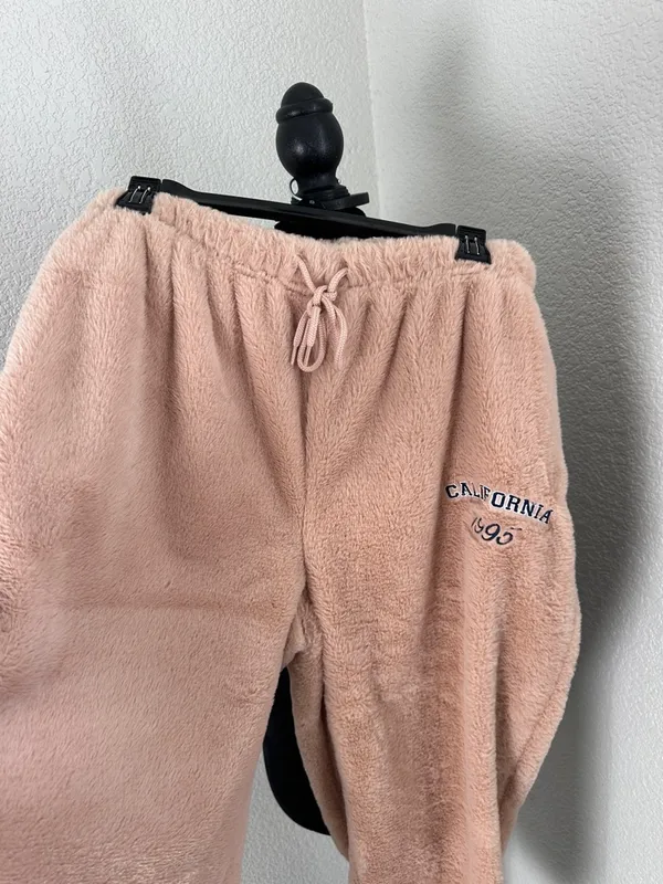 Fuzzy Sweat pants with side pockets Tan Size XL - Image 3