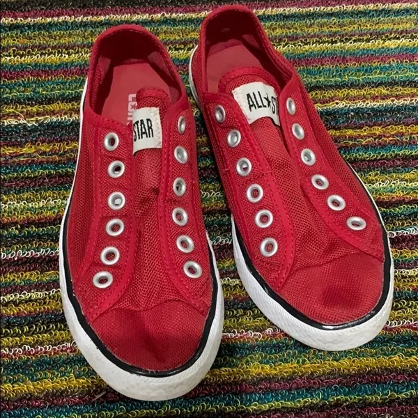 Converse Chuck It Red Mesh Slip on sneakers size 6 - Image 2