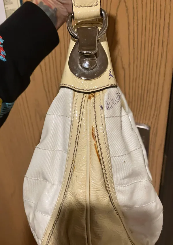 Gucci Snow Bag - Image 6