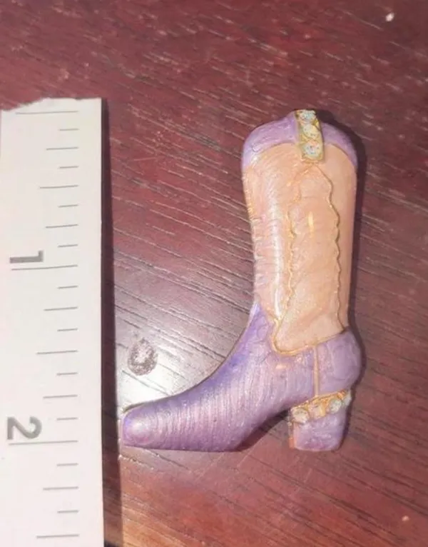Western Mates Enamel Painted Boot Brooch Purple - Image 4
