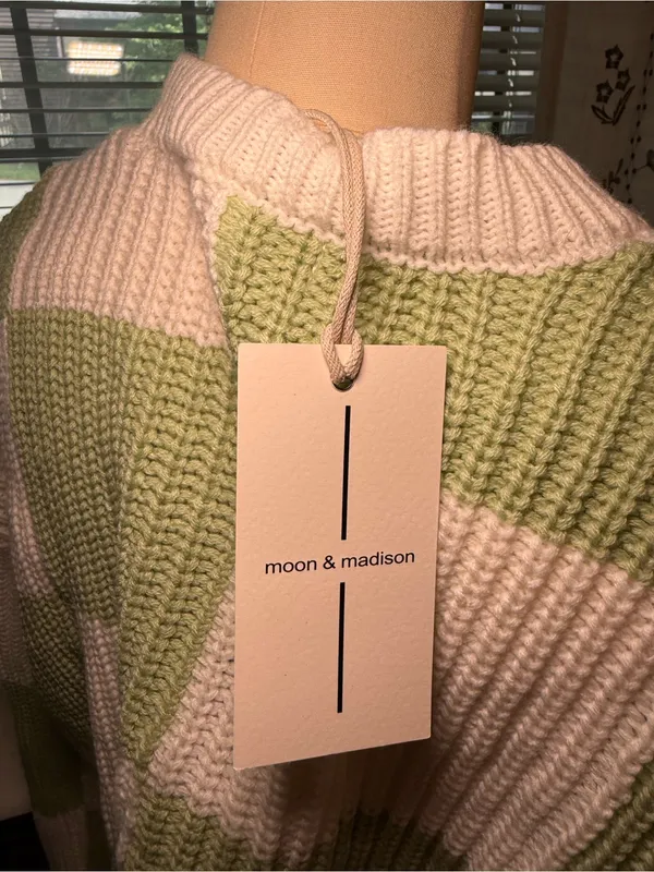 Moon and Madison Cream & Light Green Checker Knit Sweater - Women - Image 4