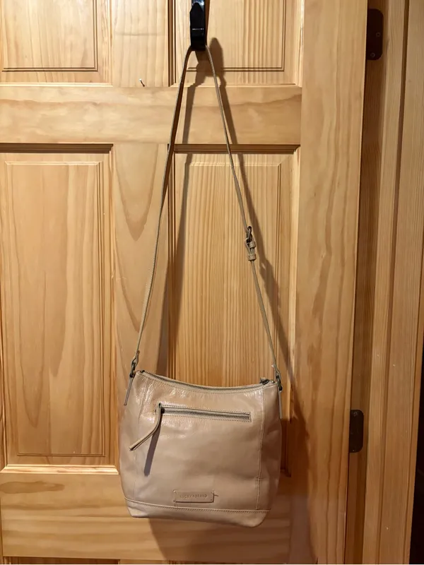 Lucky Brand leather crossbody bag soft tan/beige leather - Image 2