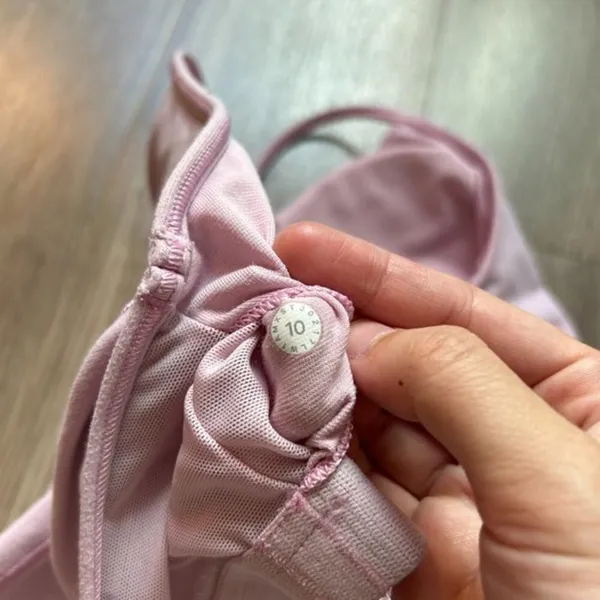 Lululemon Power Pose Tank in Petal Pink Size 10 - Image 7