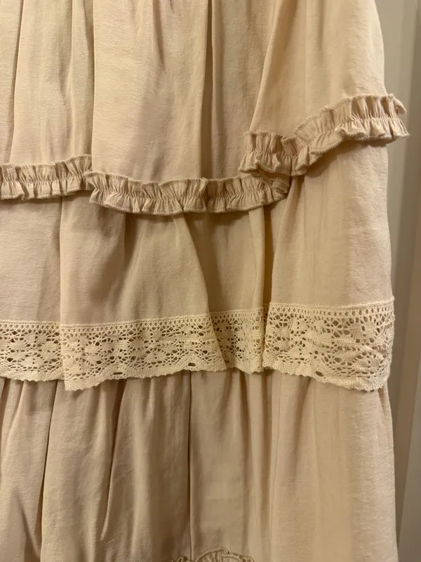 Le Lis Cream Dress - Image 6