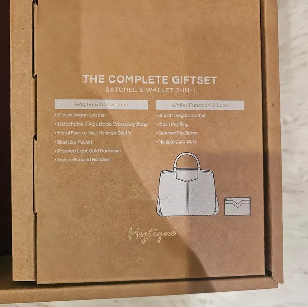 TJ Maxx Rachel and Wallet Gift Set - Image 6