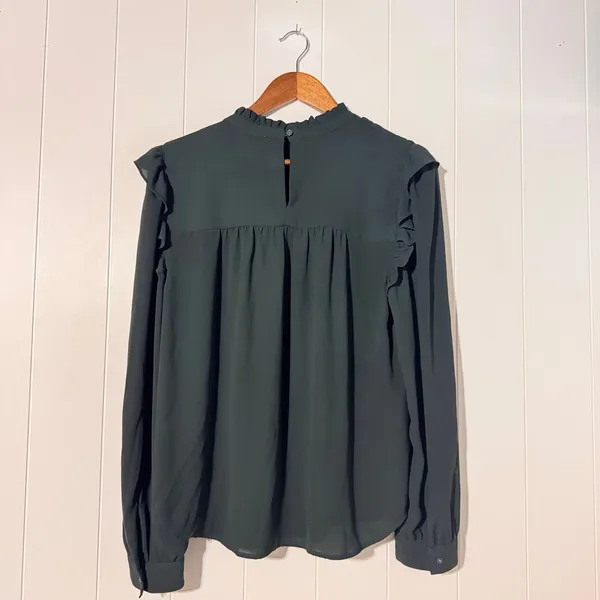 LOFT Flutter Sleeve Smocked Yoke Blouse Medium Green Long Sleeve Top - Image 5