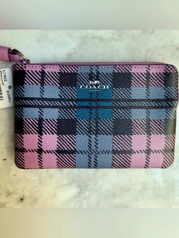 Coach Corner Zip Wristlet in Wild Plaid Print (F23632) - NWT - Image 2