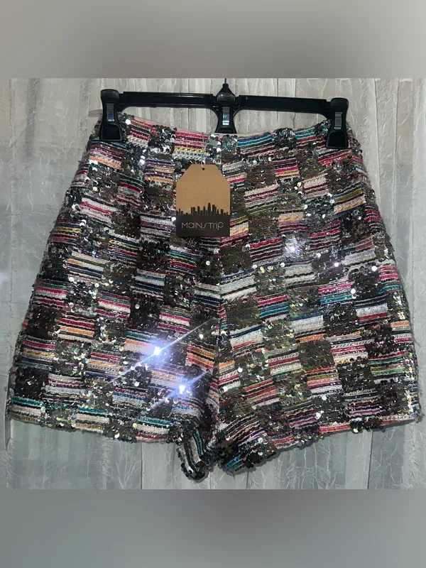 NWT Unique Rainbow Sequin And Tweed Hi Rise Shorts from Main Strip size small - Image 6
