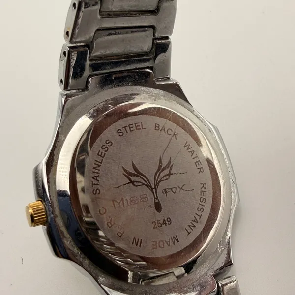 Chic Miss Fox Quartz Watch - Nautilus Style & Bling Working New Battery - Image 4
