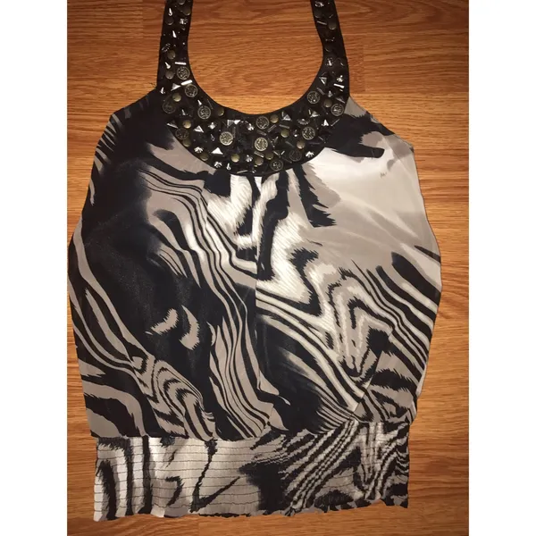 Beaded animal print halter Size M - Image 3