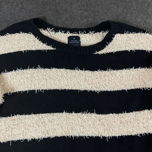 American Eagle Vintage Boyfriend Sweater Black Cream Striped Eyelash Knit Large - Image 8