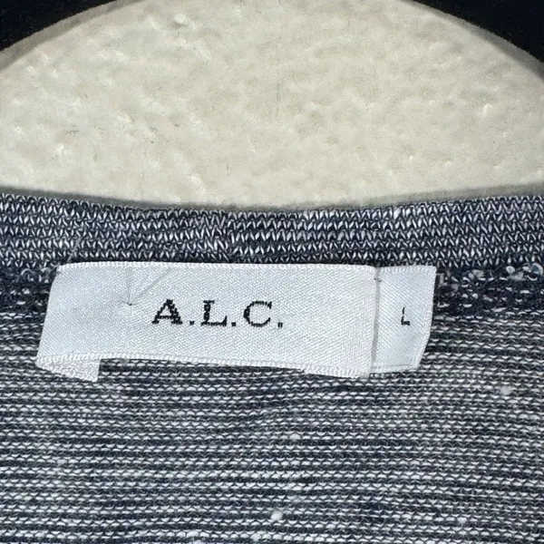 ALC Blue Heathered Cut Out Back Tee Shirt Womens L Casual Luxury Classic Staple - Image 10