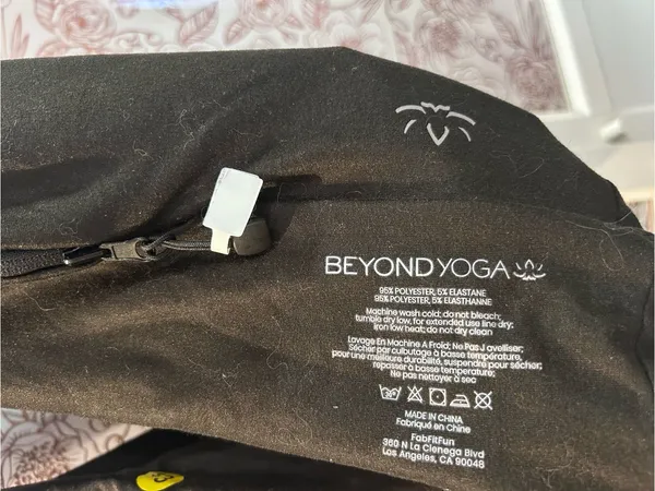 Beyond Yoga Black Infinity Scarf - Image 2