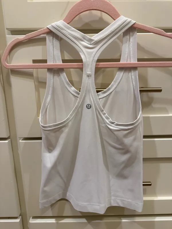 Lululemon race length tank - Image 2