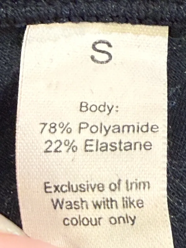 High-Rise Black Women's Bike Shorts with Subtle Logo - Image 4