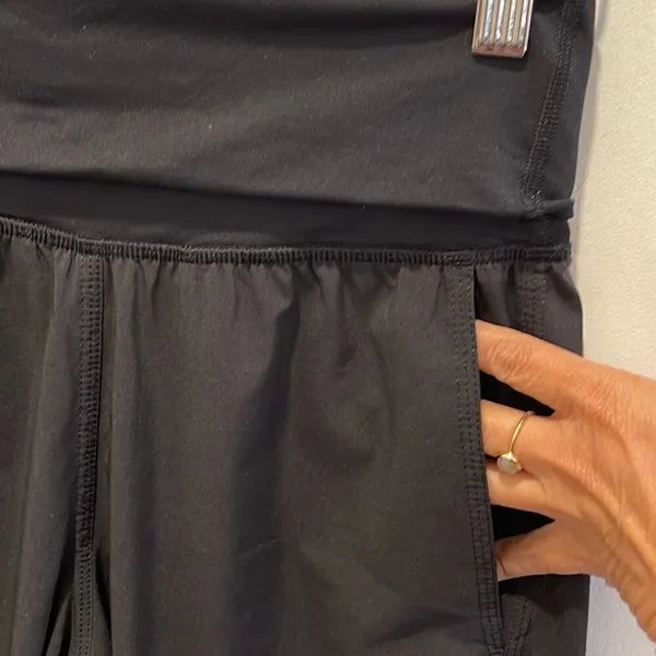 Lululemon Womens High‎ Rise Flat Front Pull-On Wide Leg Crop Pants Black Size 2 - Image 5