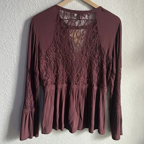 ❤️🆕American Eagle Outfitters Maroon Red Lace Peasant Blouse✨NWT✨ - Image 3
