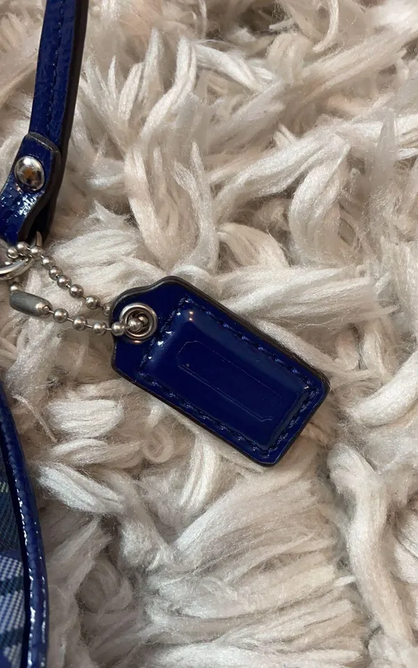 Coach Wristlet - Image 4