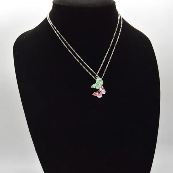 Butterfly Necklace Set Silver - Image 2