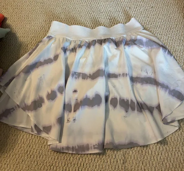 Lululemon skirt  - Image 2