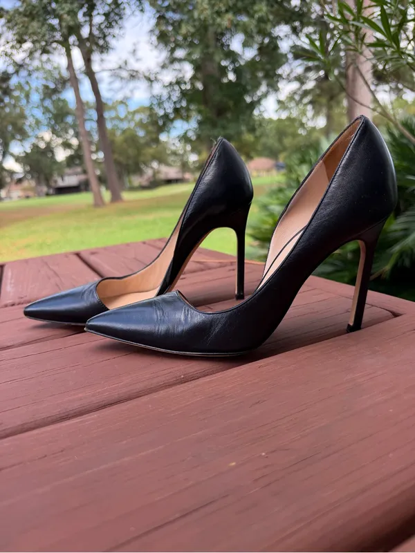 Manolo Blahnik Black Leather D’Orsay Stiletto Pumps 37 US 6.5 - Image 5