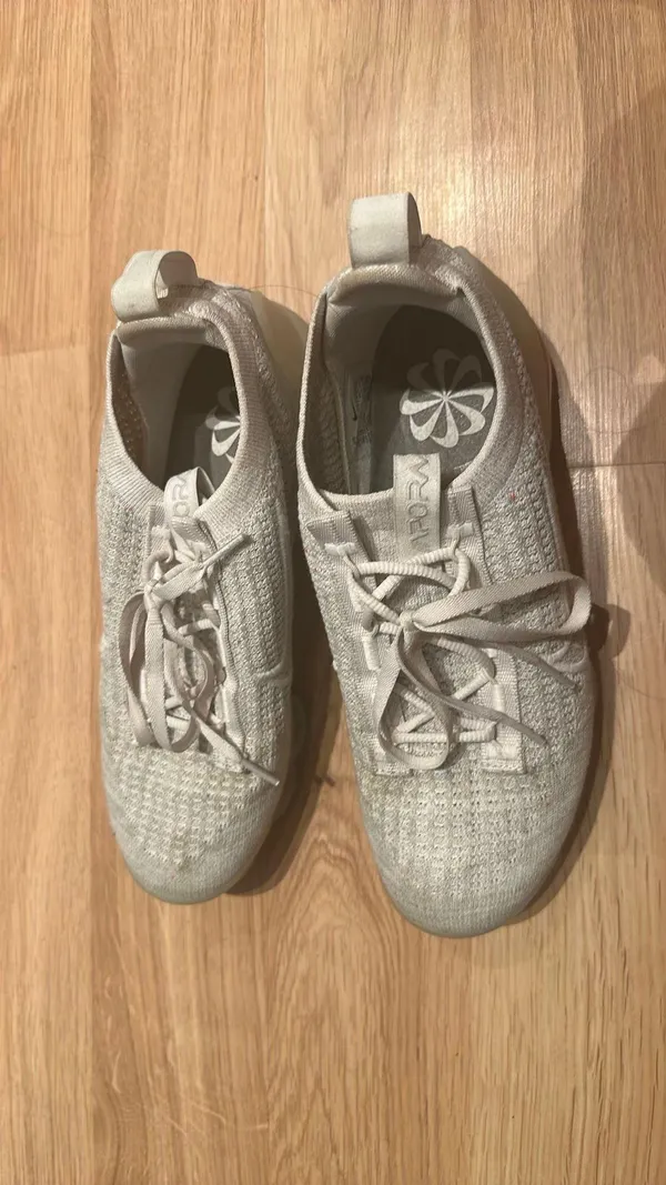 Nike Sneakers Women’s - Image 3
