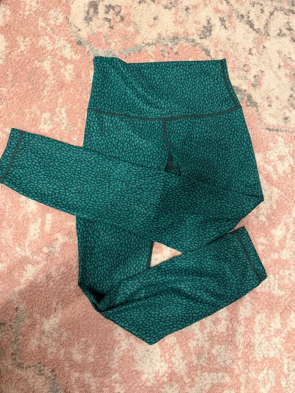 Lululemon Leggings - Image 4