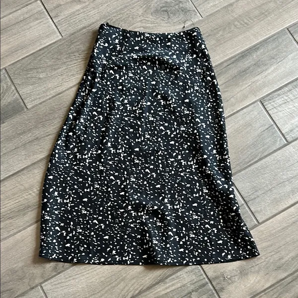 Cotton Candy Black and White Midi A-Line Skirt - Image 4